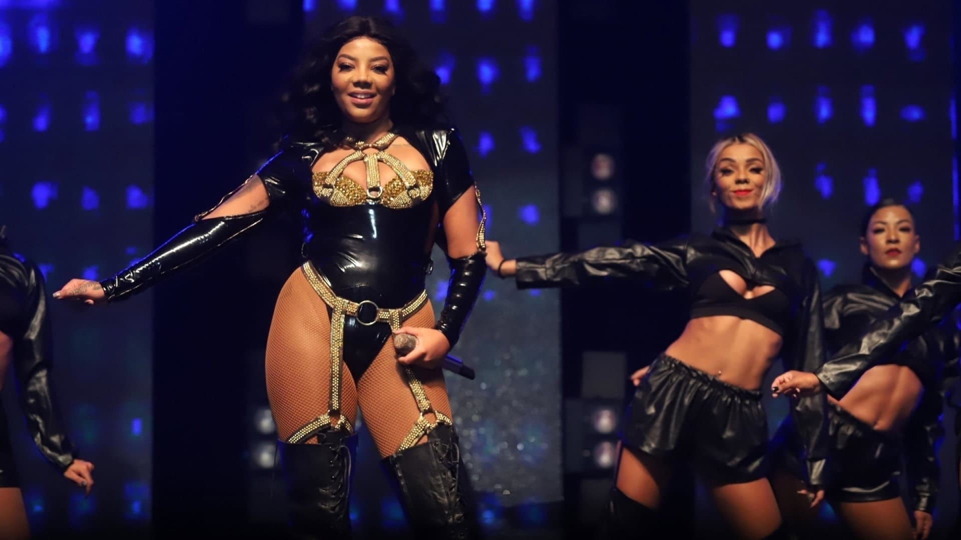 LUDMILLA: Hello Mundo